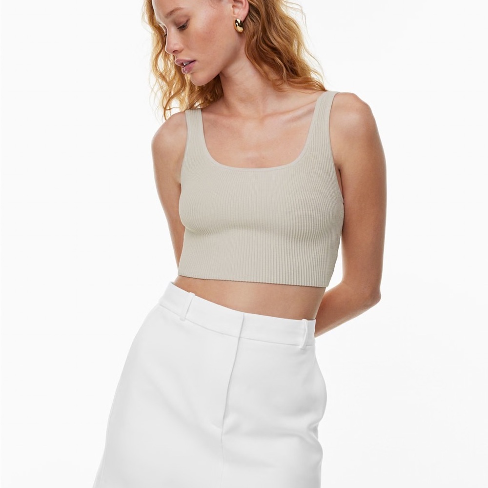 Aritzia Barton Sculpt Knit Beige Ribbed Tank Top (S)